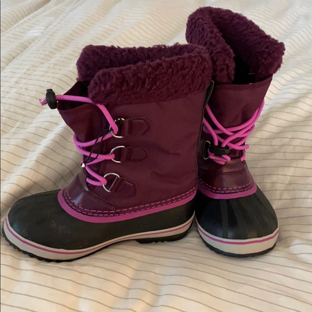 Girls Sorel boots